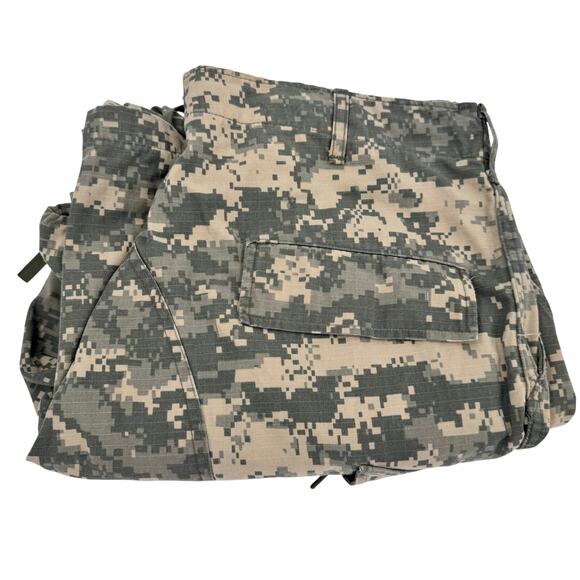 Unicor Other - Unicor Army Pants Mens Large (38x31 ACTUAL) Digital Camo Military Cargo